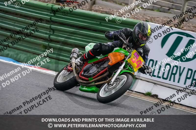 enduro digital images;event digital images;eventdigitalimages;mallory park;mallory park photographs;mallory park trackday;mallory park trackday photographs;no limits trackdays;peter wileman photography;racing digital images;trackday digital images;trackday photos